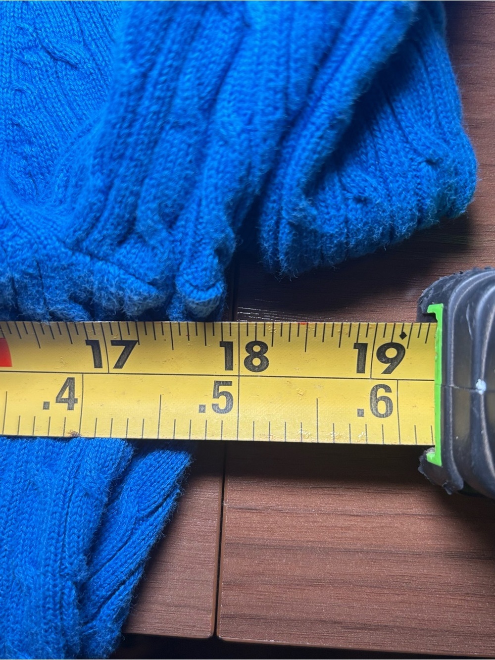 Lands' End Royal Blue Cable Knit V-Neck Sweater | Classic Preppy Pullover - Picture 9 of 10